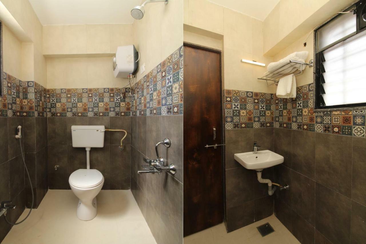 Oyo 37468 Nisha Lodging Hotel Солапур Екстериор снимка
